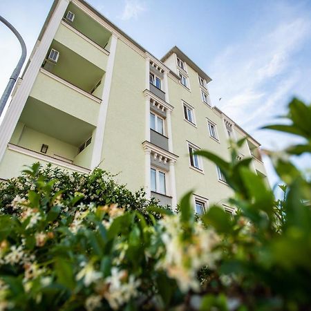 Velipoja Apartments Exteriör bild