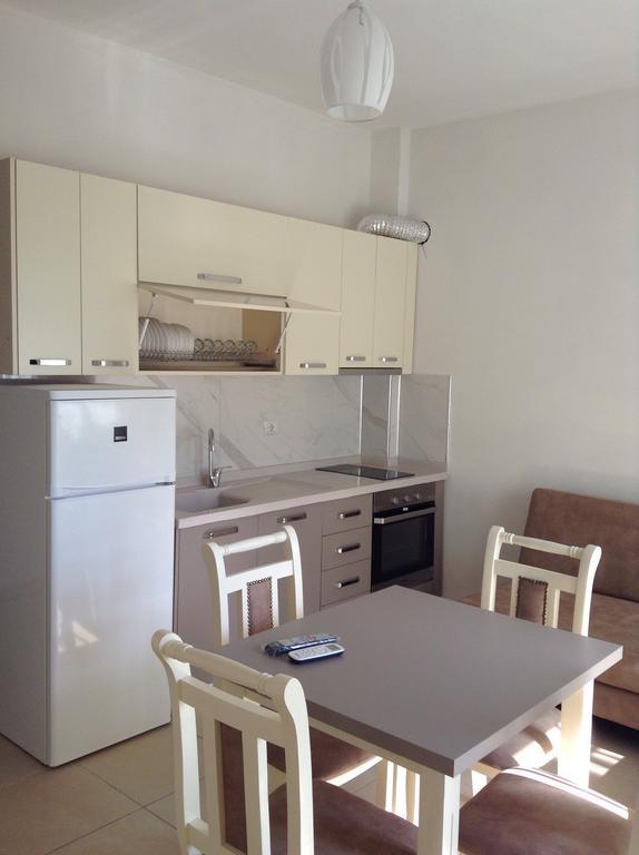 Velipoja Apartments Exteriör bild